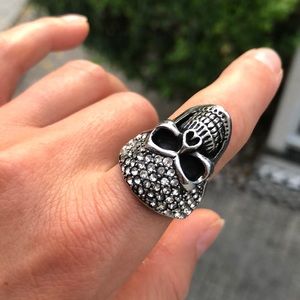 Skull Ring cubic zirconia